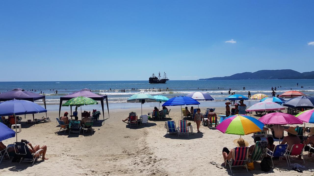 Apto Em Predio Frente Ao Mar, Meia Praia Itapema, Linda Vista, 3 Dormitorios Екстериор снимка