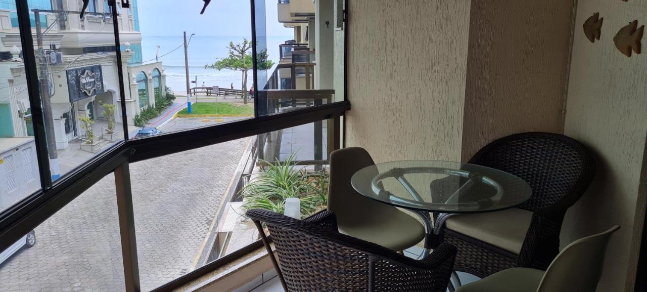 Apto Em Predio Frente Ao Mar, Meia Praia Itapema, Linda Vista, 3 Dormitorios Екстериор снимка